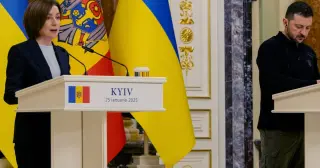 Hungary clears path for Ukraine and Moldova EU talks in June