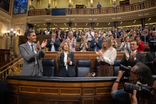 Spain's housing decrees fail in parliament, prompting Sánchez to consider snap election