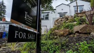 Mortgage rates ease as buyers re-enter the spring housing market