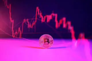 Bitcoin Holds Ground as CLARITY Vote Fails; XRP Leads Crypto Selloff