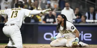 Cubs Face Elimination After Lopsided Wild Card Loss to Padres