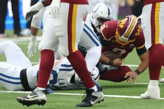 Commanders' Quarterback Crisis Deepens as Colts Win 30-13 in London