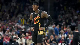 Schröder Switches to Hornets as Cavs Seek Cap Relief