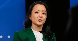 Wisconsin Dems Keep Debate Light as Primary Looms