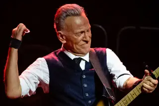Springsteen’s Concert Film Frames America’s Flag Moment in a Time of Turmoil