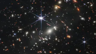 Early galaxies burned bright with fresh gas, reshaping our cosmic origin story
