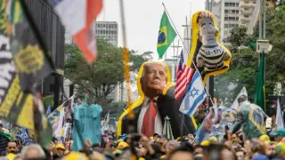 Brazil Election Heads to Runoff as Flávio Bolsonaro Defies Polls to Challenge Lula