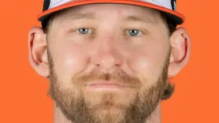 Mariners Swing for Ward, Sending Three Prospects to Orioles