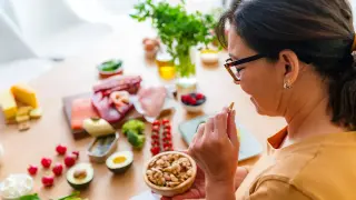 Keto Diet Cuts Liver Fat by 67% in Prediabetes Trial, but Long-Term Use Not Endorsed