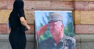EU pulls Serbia visit amid backlash over Mladić funeral glorification