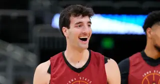 Jellybeans, Jumpers, and Kentucky: The Milan Momcilovic Story