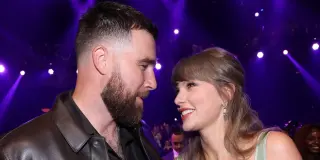 Kelce Flaunts Wedding Band as Swift’s Married Life Goes Public