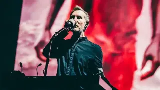 Massive Attack investigated in Singapore over pro-Palestinian gesture at concert