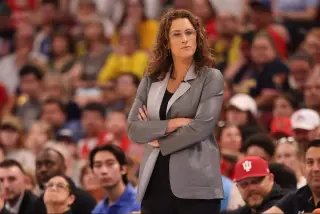 Fever coach defends players and pushes back at online criticism amid controversy