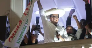 Ipsos quick count shows razor-thin tie in Peru presidential runoff