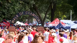 Kiffin Returns to Oxford as LSU Brings a Charged Showdown