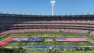 49ers Master Jet Lag to Clip Rams in Melbourne