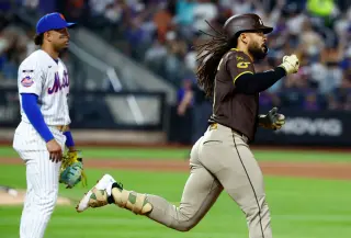 Tatis Jr. Turns Mets Night Into a Show as Padres Win 5-2
