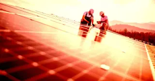 Iran War Triggers a Global Solar Surge, Boosting China’s Export Engine