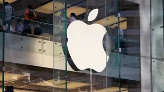 Apple’s New CEO Bets Big: $55M Equity Target Arrives with a $2,400 Foldable iPhone Ultra