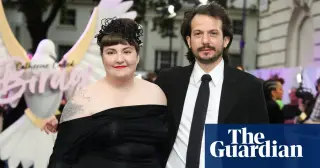 Lena Dunham Welcomes Surrogate-Delivered Daughter, Details Birth in Vogue Op-Ed