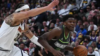 Edwards’ Health Hangs Over Timberwolves Ahead of Crucial Game 2 vs Nuggets