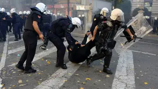 Albania's 'Flamingo' Riots Enter Third Day as Rama Refuses to Step Down