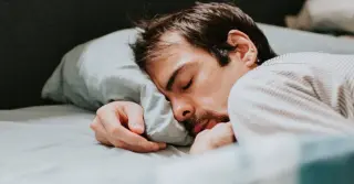 The 7-Hour Sleep Window That Might Slow Aging