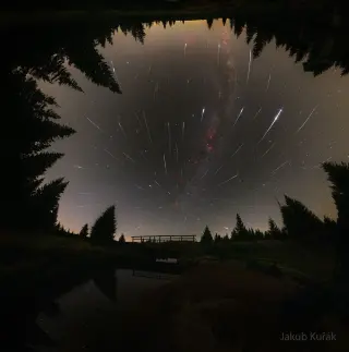 Moonless Perseids Shine Bright Amid 2026 Solar Eclipse