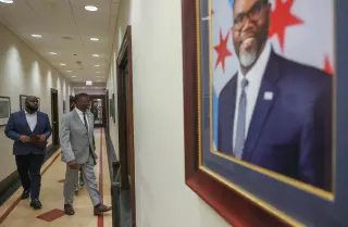 Chicago Mayor Johnson Faces 53% Disapproval as Giannoulias Leads 2027 Race
