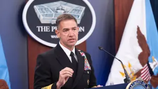 CENTCOM Leader Urges Pause in Hormuz Bombing After Diminishing Returns