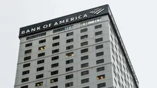 Global Banks Demand Guardrails for AI Shopping Amid Security Fears