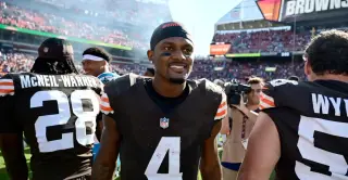 Browns Edge Panthers 21-18 as Watson Earns Home Crowd Support