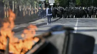 French Student Protests Escalate: 1,949 Arrests and 305 Injuries Reported