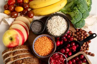 84-Day Trial Shows High-Fiber Diet Outperforms Metformin for Blood Sugar and Weight in Diabesity