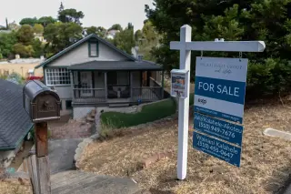 Housing Costs Jump Again as Midterms Near, Keeping Buyers Strapped