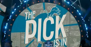 Lions Pass on Big Trade-Up for Blake Miller as Draft Board Falls