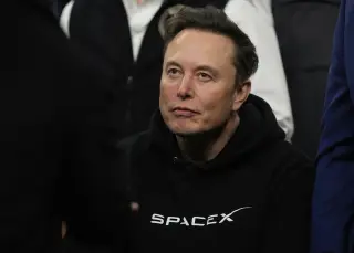 Musk's America PAC Launches $800K Midterm Push in Battleground States