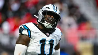 Panthers lose Scourton to season-ending IR, add Cam Gill