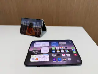 Premium Foldable Showdown: iPhone Duo vs. Galaxy Z Fold 8 Ultra