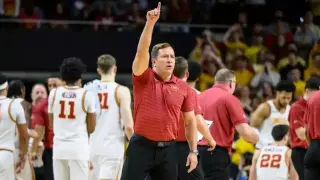 Otzelberger lands 10-year extension to lead Cyclones through 2036