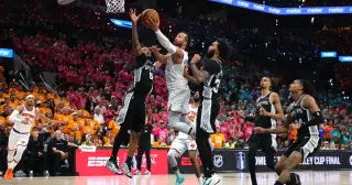 Trump Poised to Attend Knicks-NBA Finals Game 3 in NYC