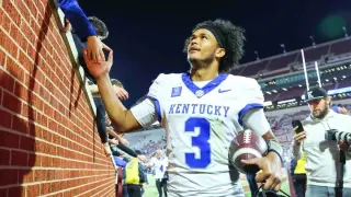Kentucky's Disciplined Play Propels Wildcats to No. 12 Amid SEC Turmoil