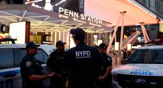 Stabbing at Penn Station: Six Injured, Suspect in Custody