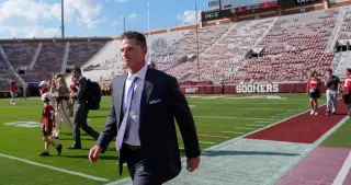 Oklahoma’s Offensive Crisis Meets Georgia’s Elite Defense in High-Stakes SEC Clash
