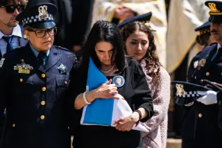 Edgewater Rallies to Honor Slain CPD Officer Bartholomew
