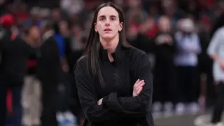 Fever's Clark Injury Status Draws WNBA Rules Scrutiny