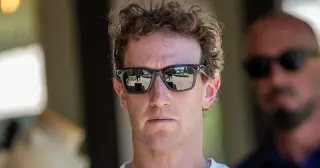Meta Creates Non-Voting Shares to Keep Zuckerberg in California Amid Wealth Tax Threat
