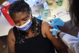 Experts outline the best window to get your flu shot this fall