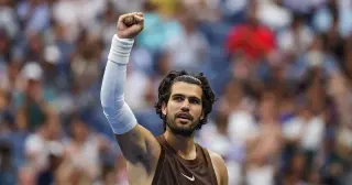 Alcaraz Advances to US Open Round 3 as Wrist Injury Returns Prompt Plan for Breaks